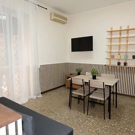 Apartment Vicolo Rome
